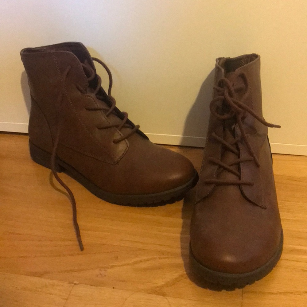 Ankle boots